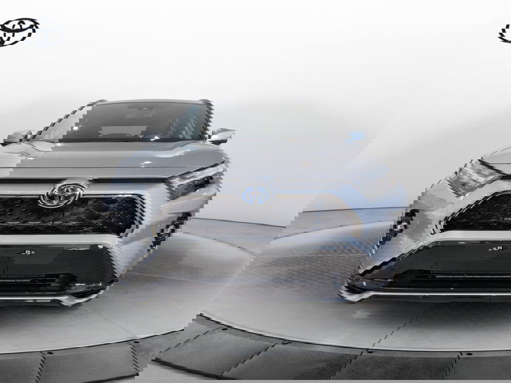 Toyota Rav4 nuova a Cremona (2)