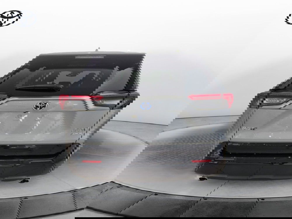 Toyota Rav4 nuova a Cremona (5)