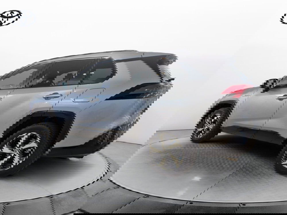 Toyota Rav4 nuova a Cremona (6)