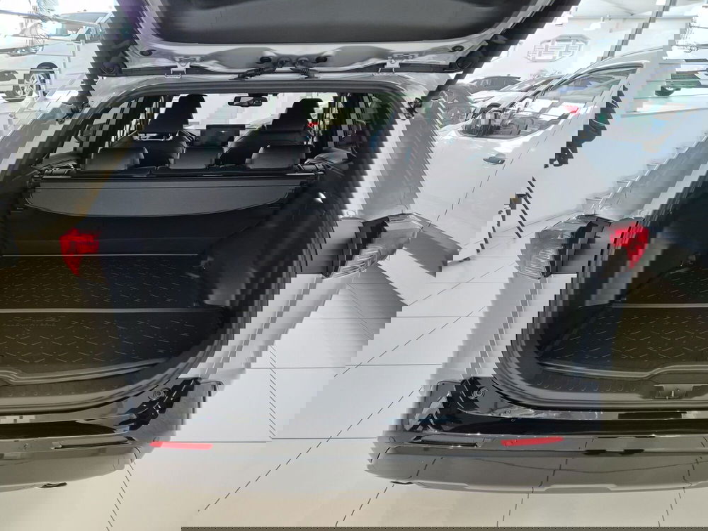 Toyota Rav4 nuova a Cremona (7)