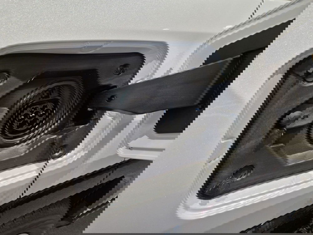 Toyota Rav4 nuova a Cremona (10)