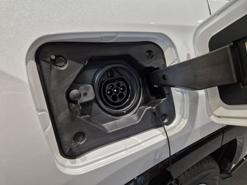 Toyota Rav4 nuova a Cremona (10)