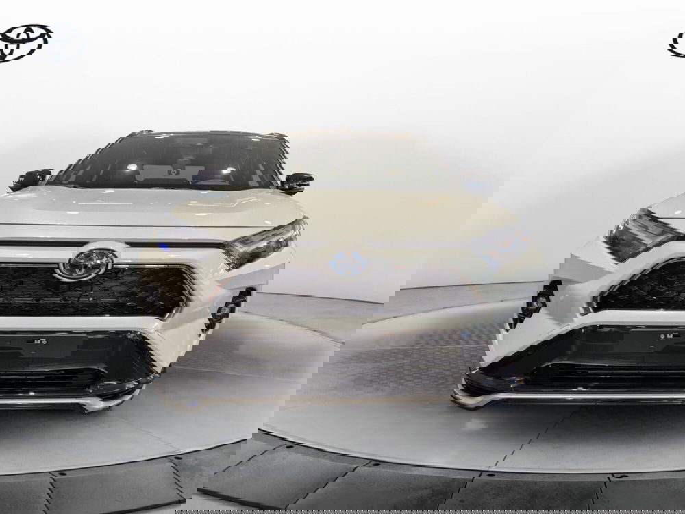 Toyota Rav4 nuova a Cremona (2)