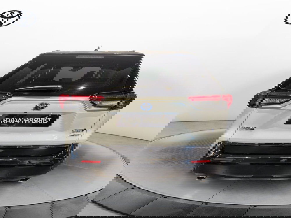 Toyota Rav4 nuova a Cremona (4)