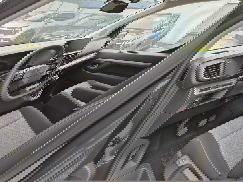 Toyota Proace Verso nuova a Cremona (10)