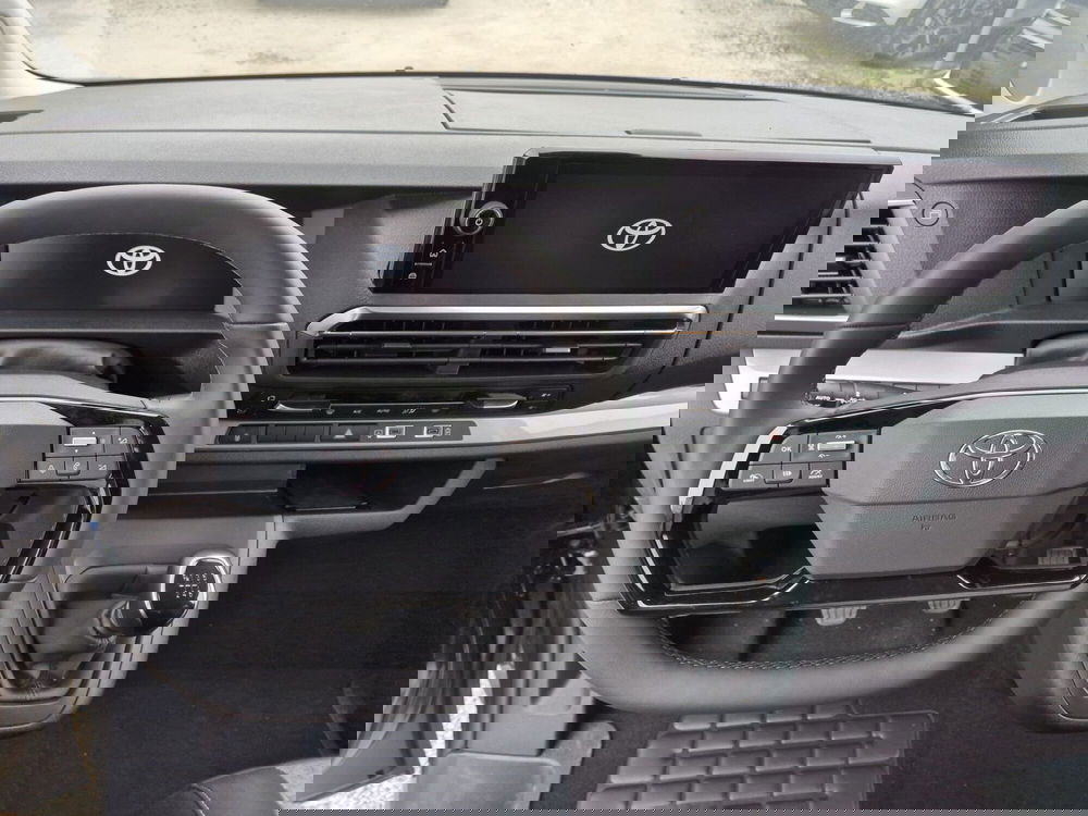 Toyota Proace Verso nuova a Cremona (12)