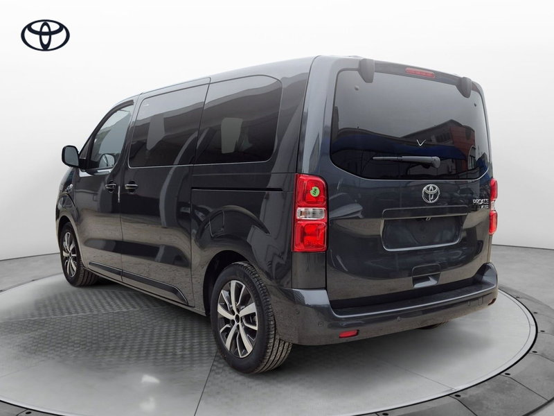 Toyota Proace Verso nuova a Cremona (6)