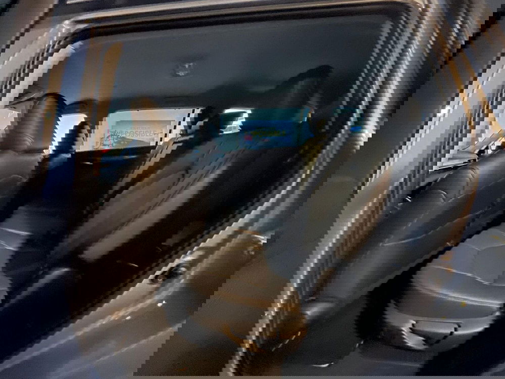 Toyota Highlander nuova a Cremona (10)