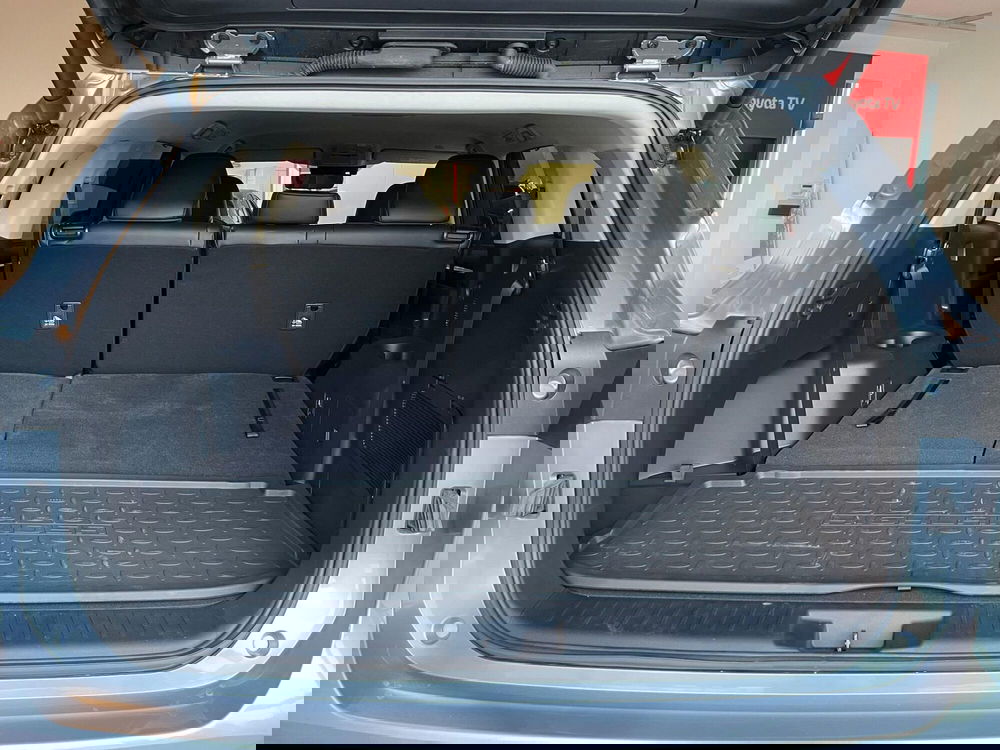 Toyota Highlander nuova a Cremona (14)