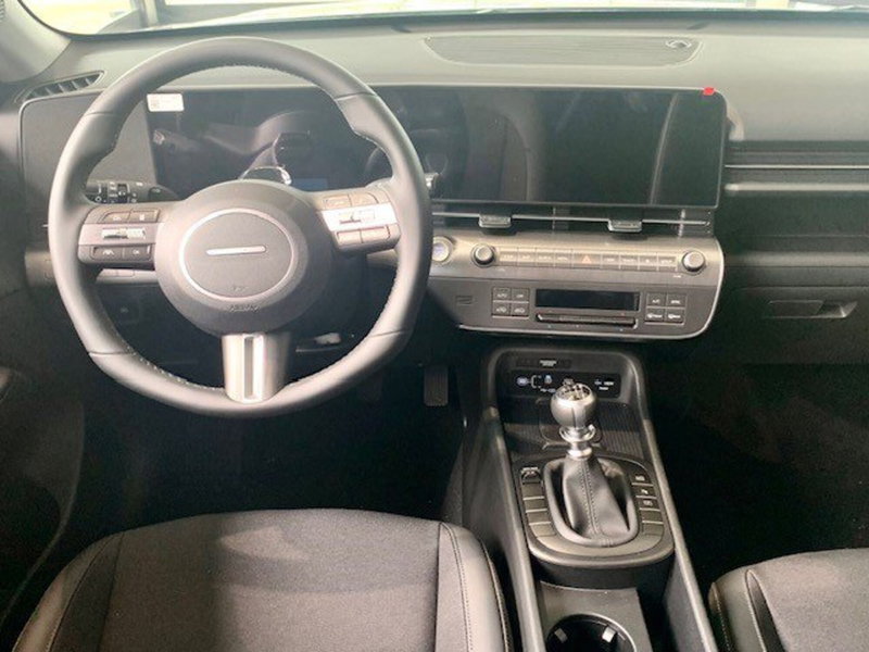 Hyundai Kona nuova a Cremona (3)