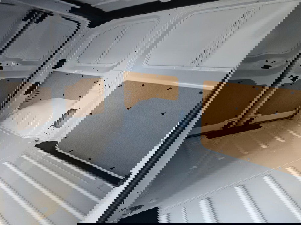 Toyota Proace nuova a Cremona (9)