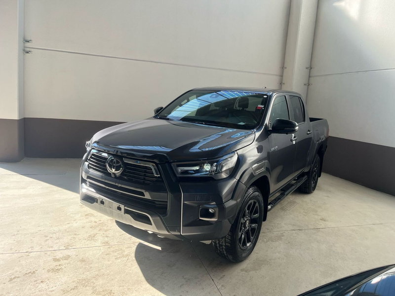 Toyota Hilux nuova a Cremona