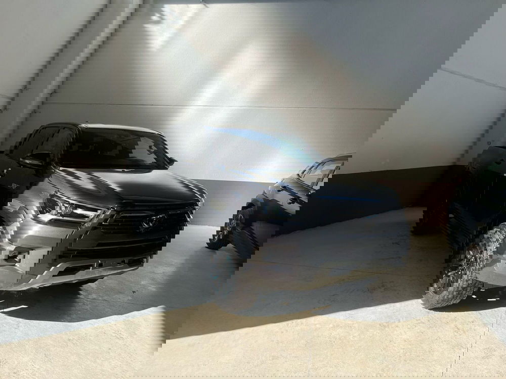 Toyota Hilux nuova a Cremona (12)