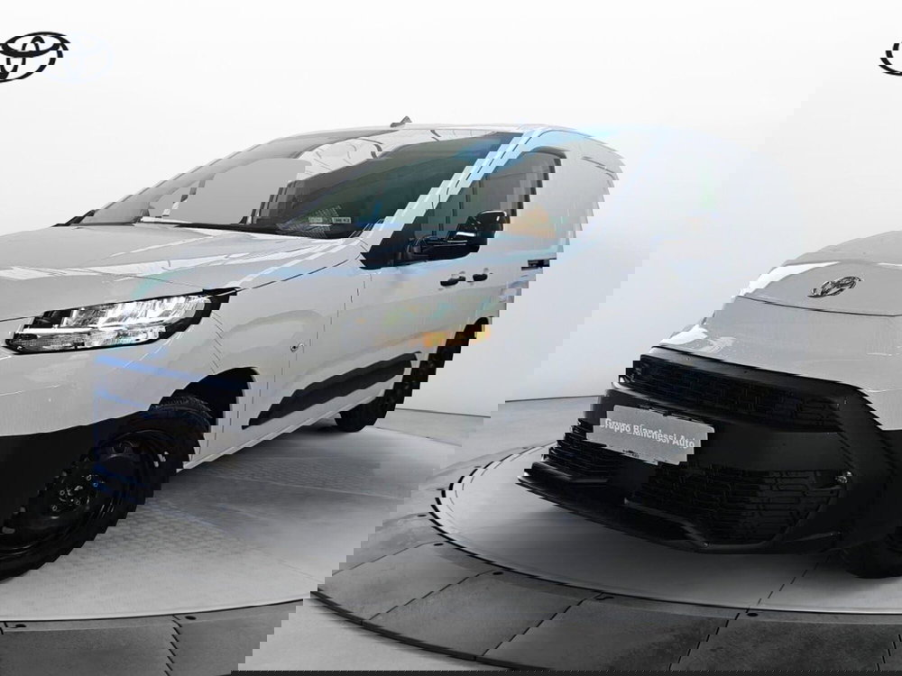 Toyota Proace City nuova a Cremona