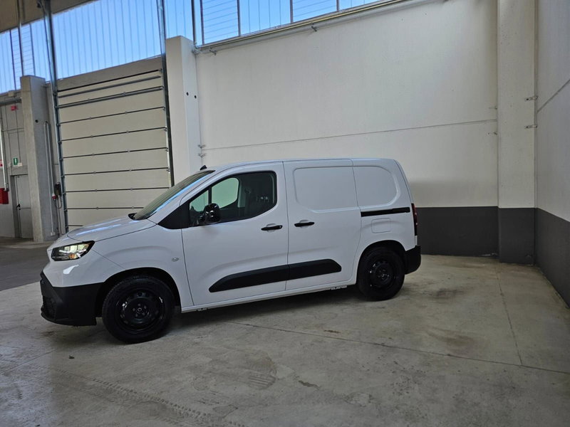 Toyota Proace City nuova a Cremona (4)