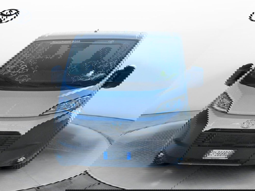 Toyota Proace Max nuova a Cremona