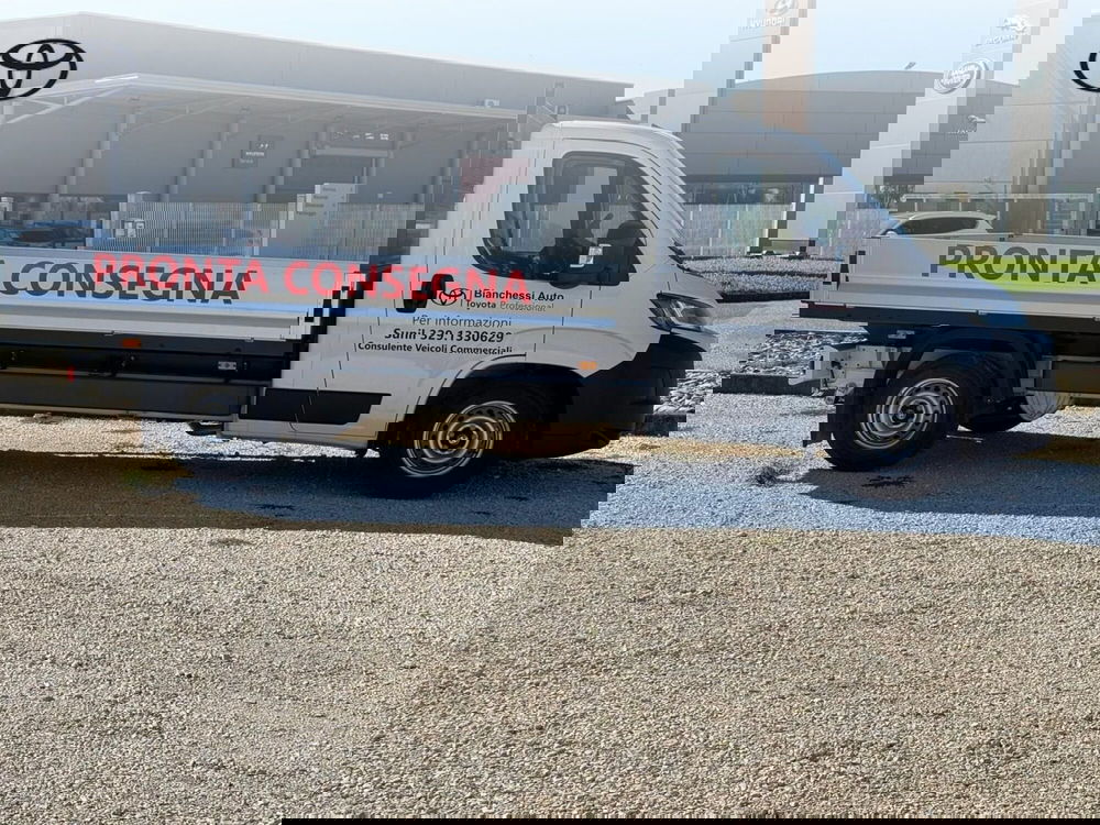 Toyota Proace Max nuova a Cremona (4)