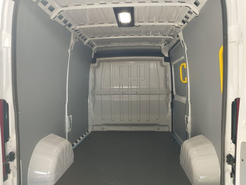 Toyota Proace Max Furgone nuova a Cremona (8)