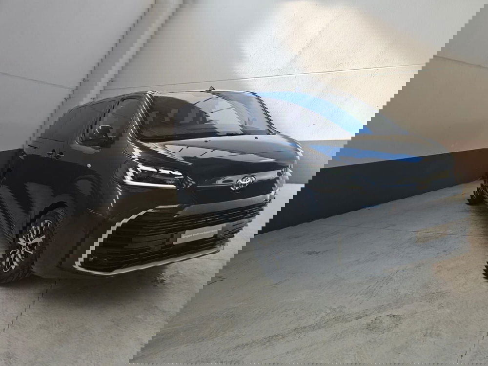 Toyota Proace Verso nuova a Cremona (10)