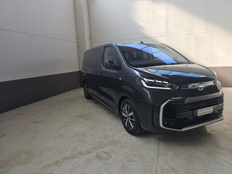 Toyota Proace Verso nuova a Cremona (10)