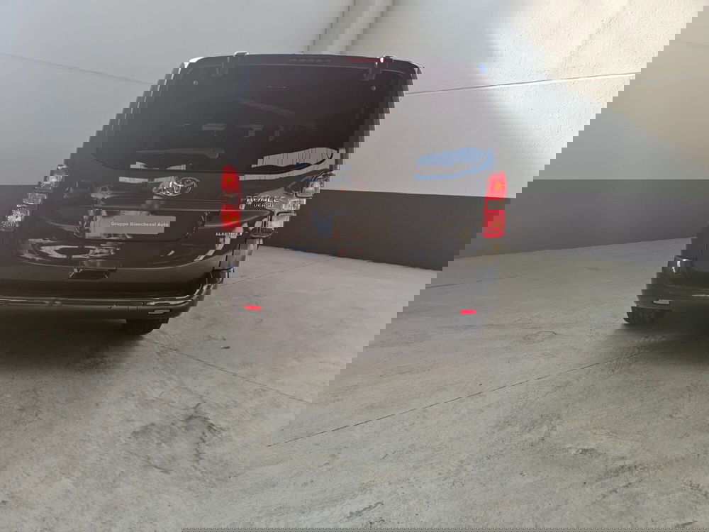 Toyota Proace Verso nuova a Cremona (9)