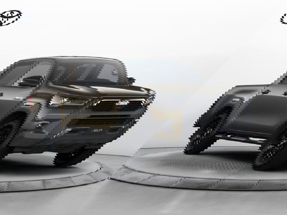 Toyota Hilux nuova a Cremona