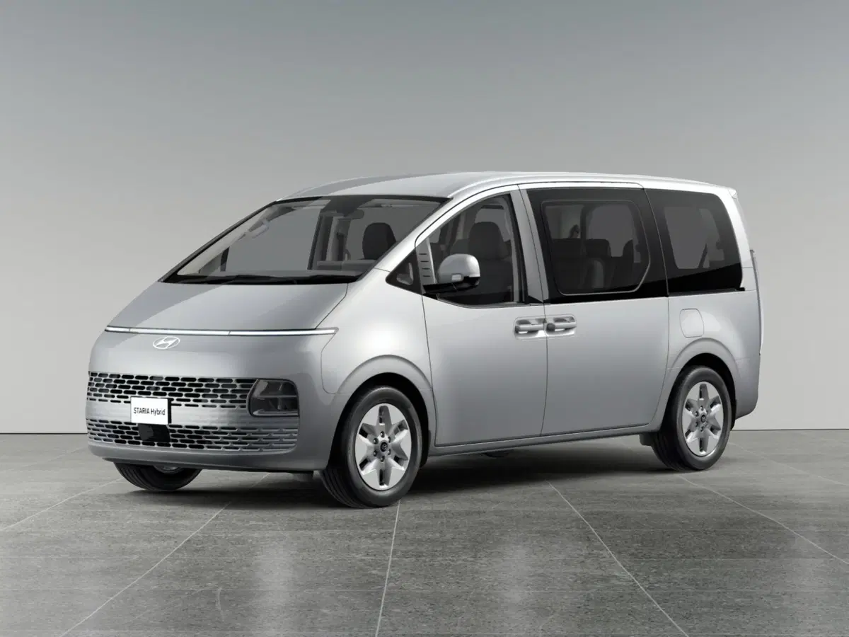 Hyundai Staria nuova a Cremona