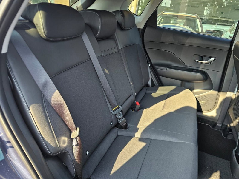Hyundai Kona nuova a Cremona (10)