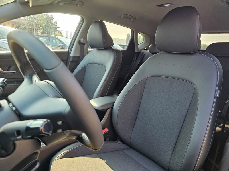 Hyundai Kona nuova a Cremona (7)