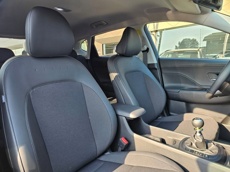 Hyundai Kona nuova a Cremona (9)