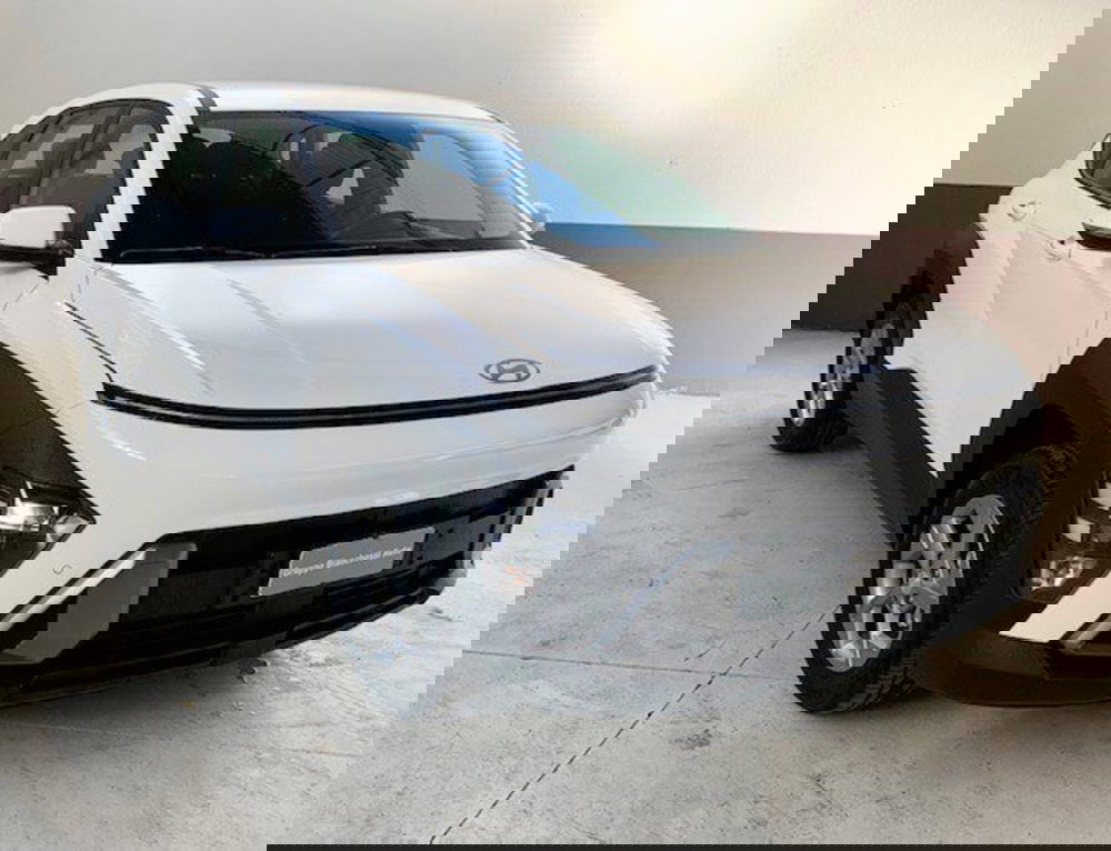 Hyundai Kona nuova a Cremona (2)