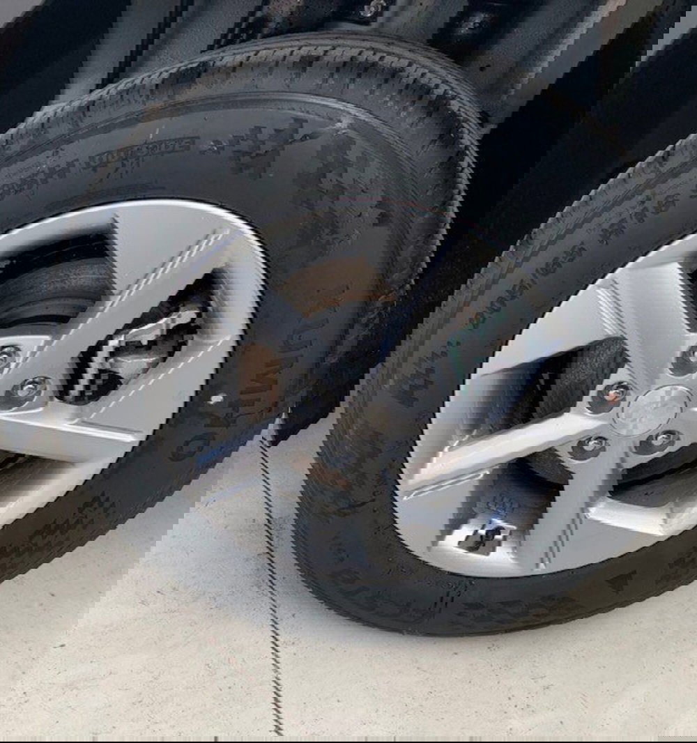 Hyundai Kona nuova a Cremona (7)