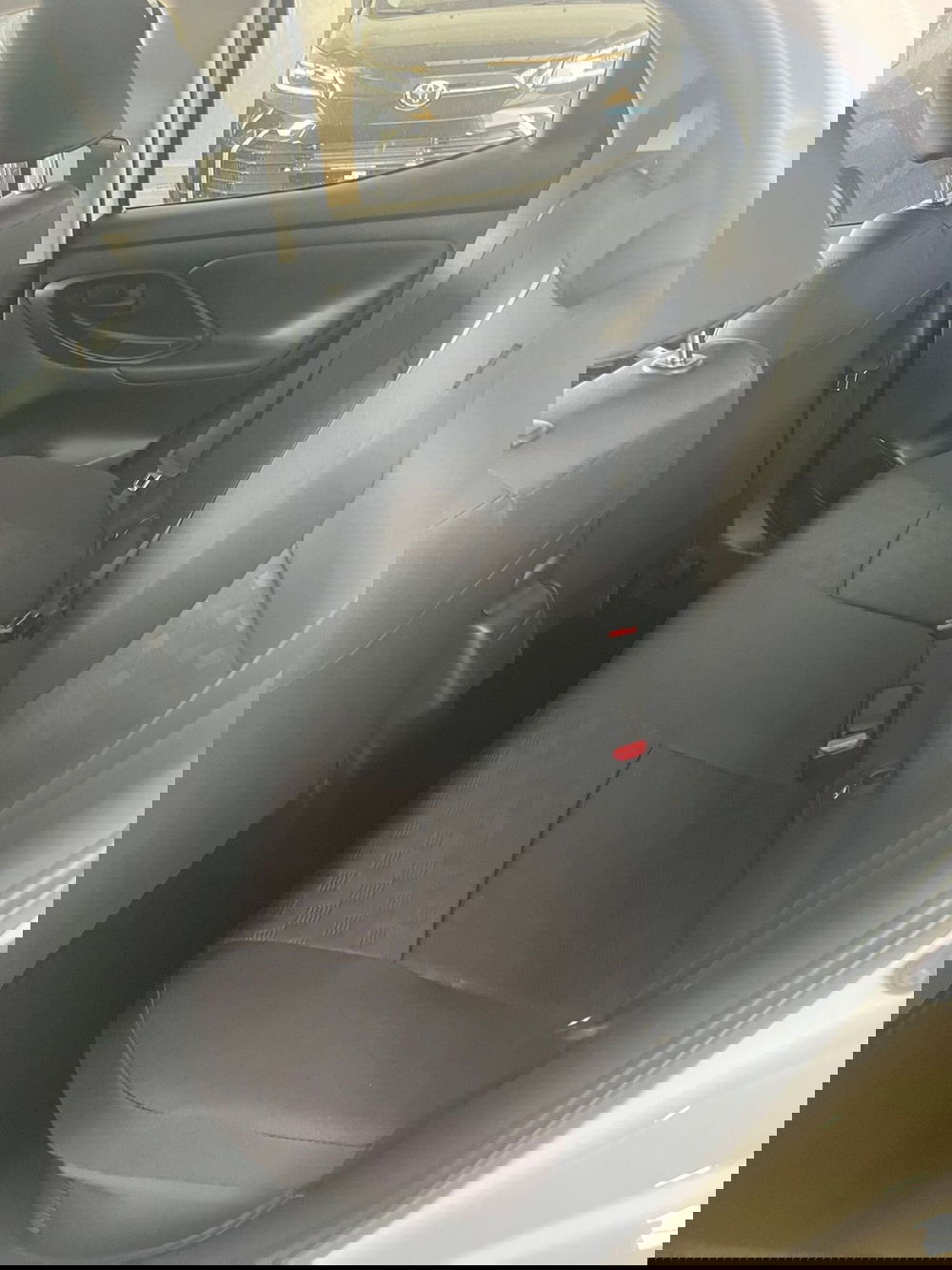 Mazda Mazda2 Hybrid nuova a Cremona (10)