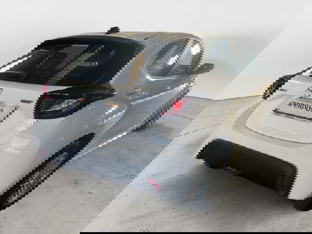 Mazda Mazda2 Hybrid nuova a Cremona (6)