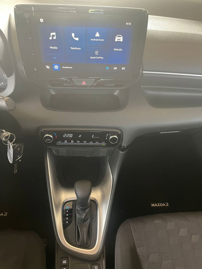 Mazda Mazda2 Hybrid nuova a Cremona (8)
