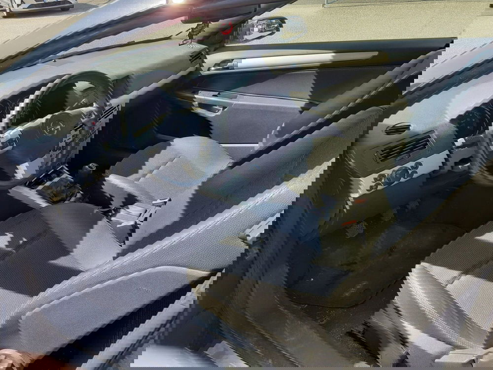 Opel Astra Cabrio usata a Cremona (11)