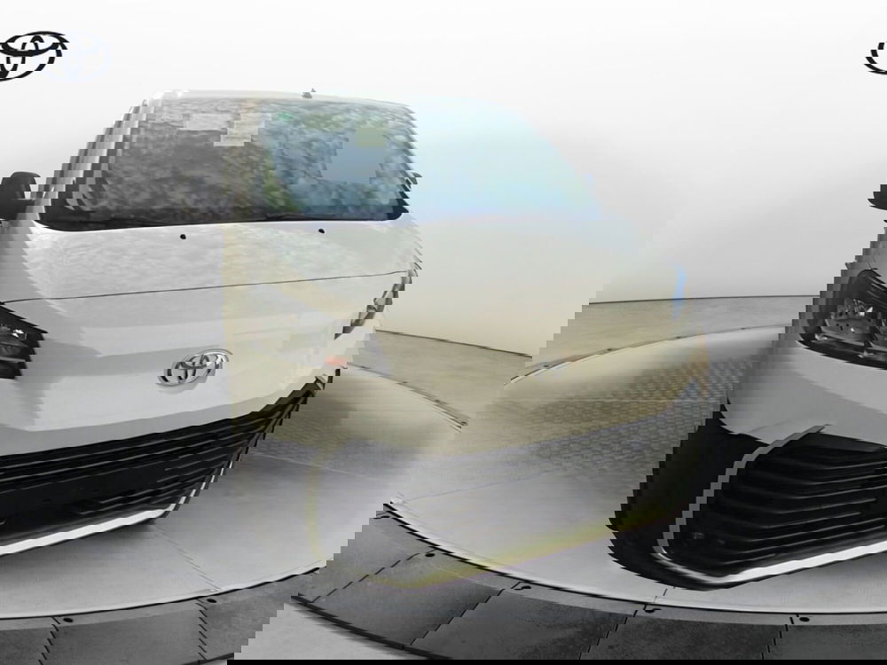 Toyota Proace nuova a Cremona