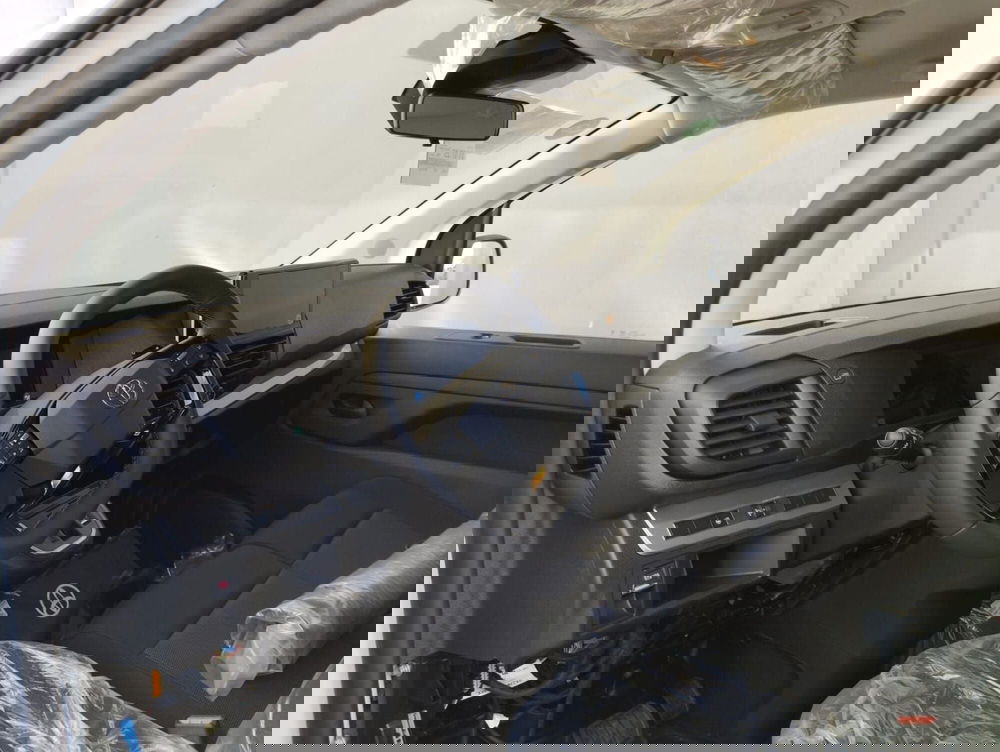 Toyota Proace nuova a Cremona (5)