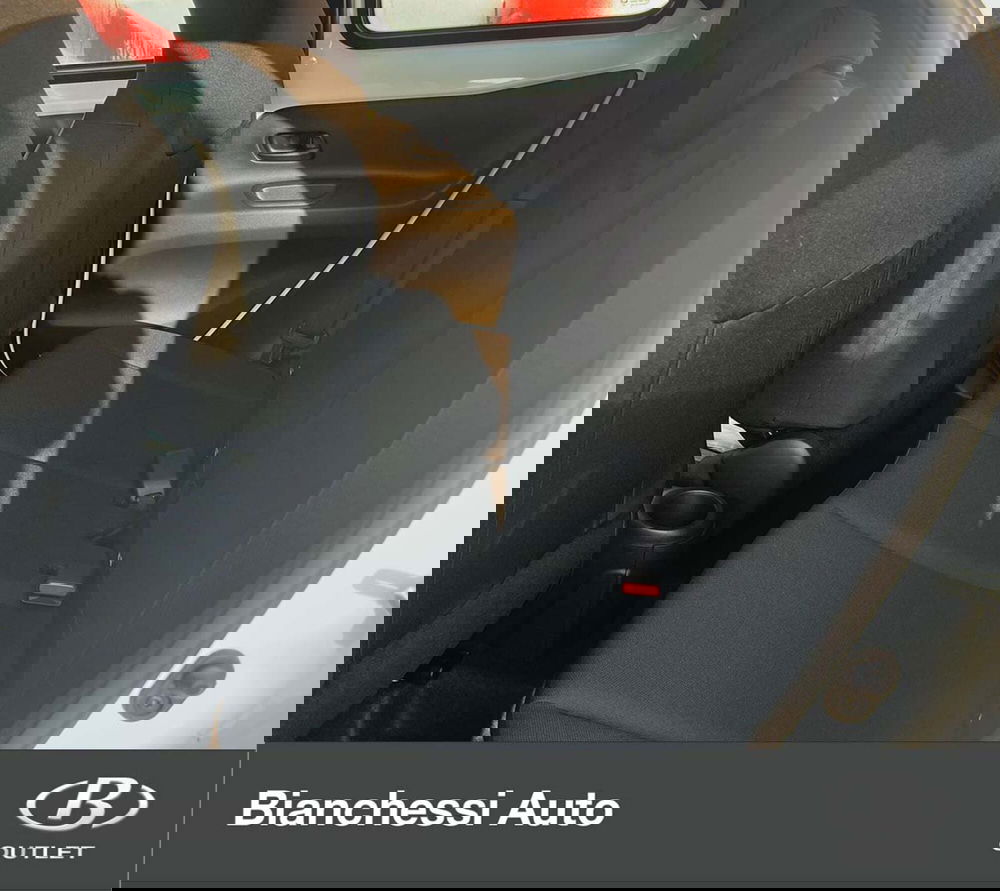 Toyota Aygo X nuova a Cremona (13)