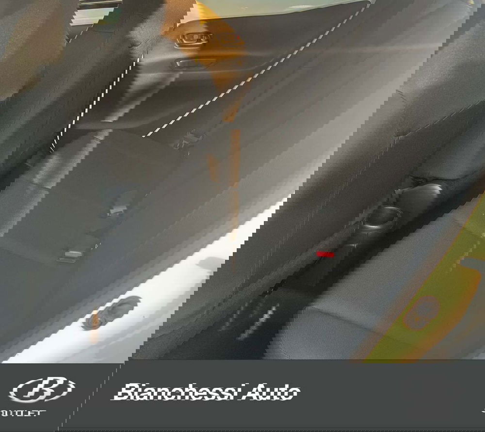 Toyota Aygo X nuova a Cremona (14)