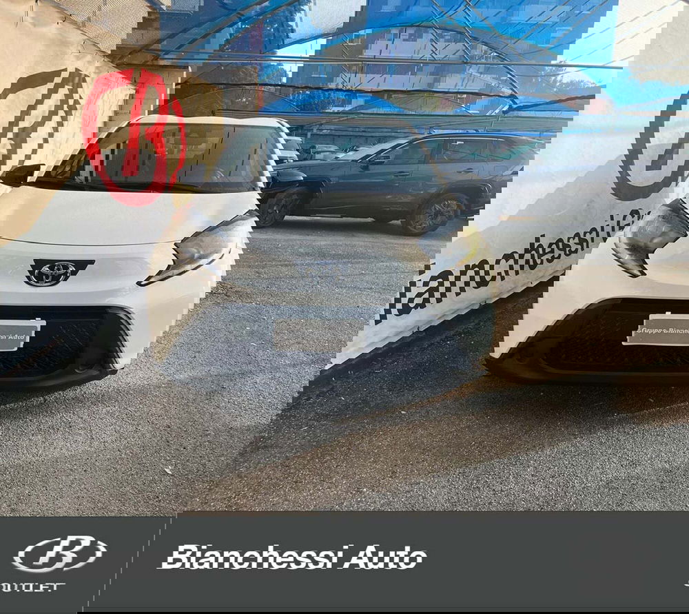 Toyota Aygo X nuova a Cremona (3)