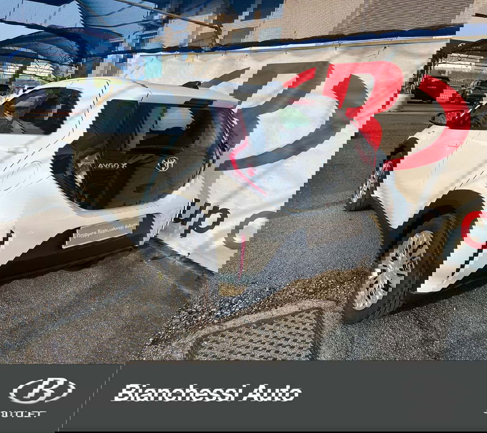 Toyota Aygo X nuova a Cremona (5)