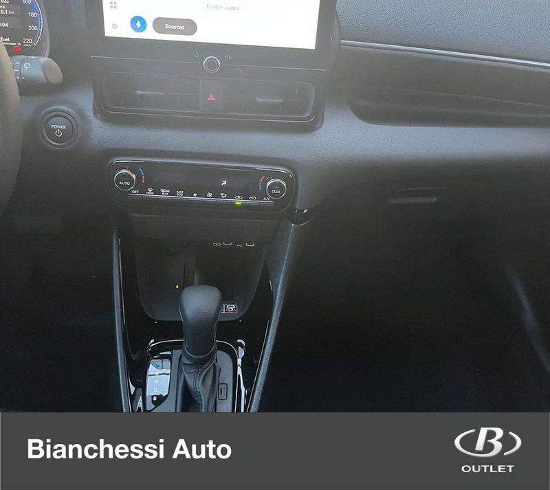 Toyota Yaris nuova a Cremona (10)