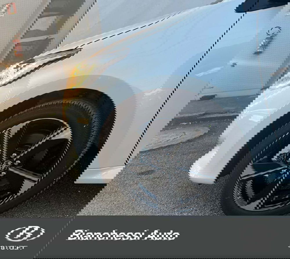 Toyota Yaris nuova a Cremona (12)