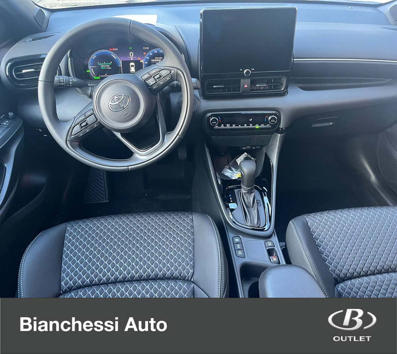 Toyota Yaris nuova a Cremona (10)