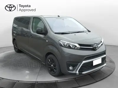 Toyota Proace Verso Verso 2.0D 180 CV L1 D Black Edition del 2022 usata a Cremona