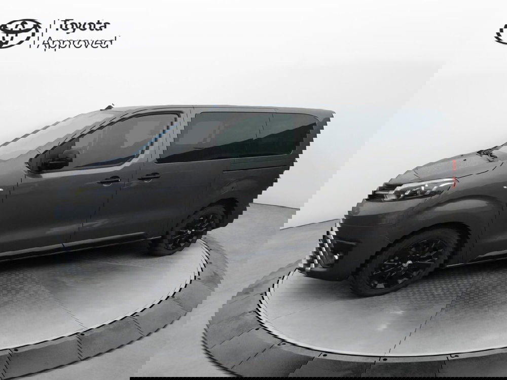 Toyota Proace Verso usata a Cremona (3)