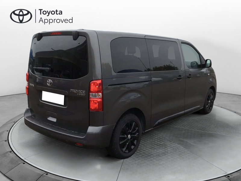 Toyota Proace Verso usata a Cremona (4)