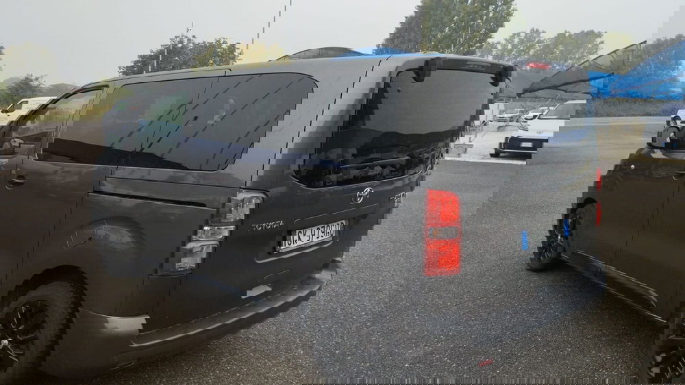 Toyota Proace Verso usata a Cremona (5)