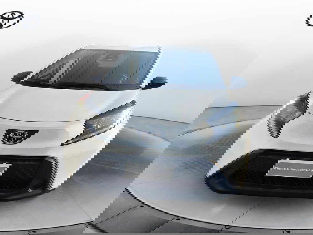 Toyota Aygo X nuova a Cremona (3)